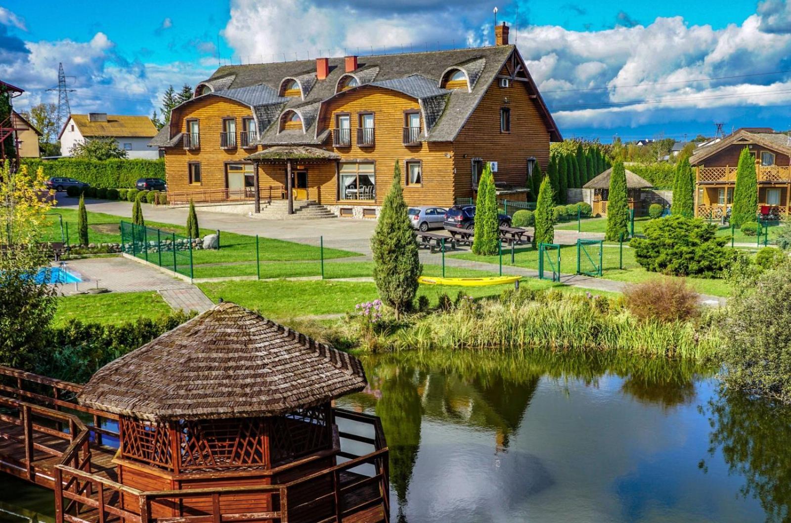 Dworek Tucholski Zblewo Exterior photo