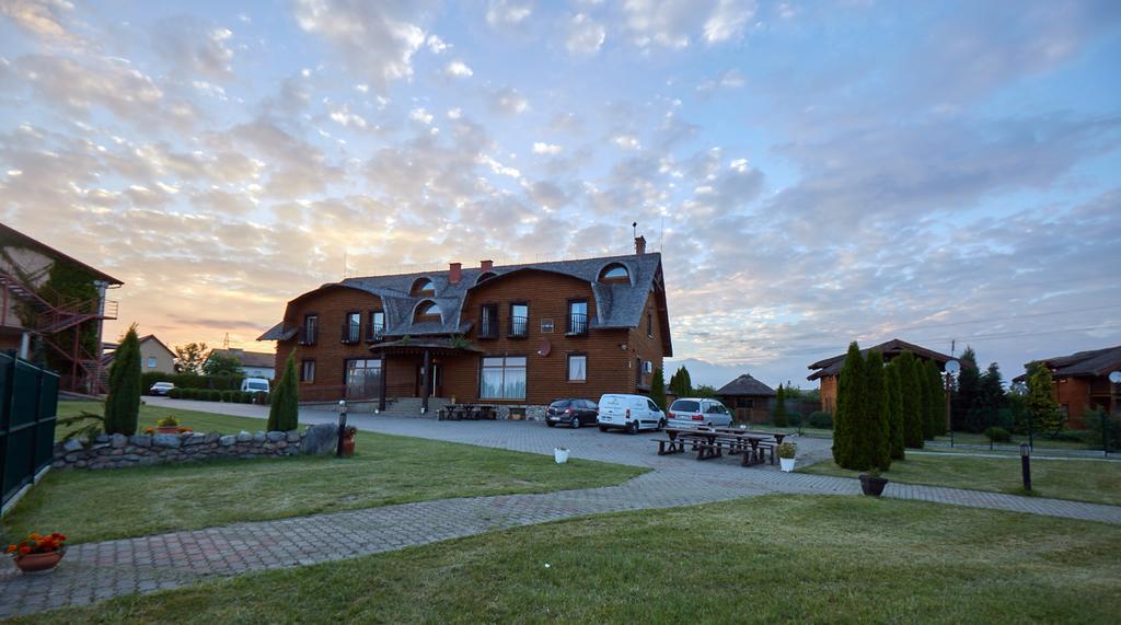 Dworek Tucholski Zblewo Exterior photo